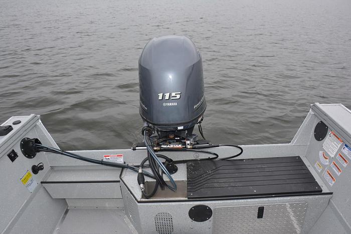 2026 Smoker Craft Pro Sportsman 1872 DC