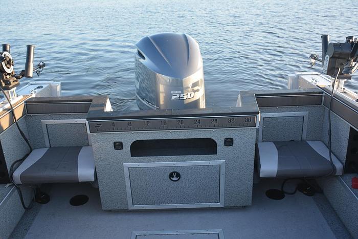 2025 Starcraft Fishmaster 210