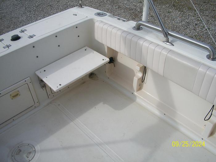 Used 2004 Hydra-Sports 230 Seahorse WA