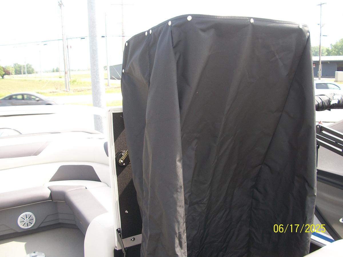 2023 SunChaser geneva 22 crs