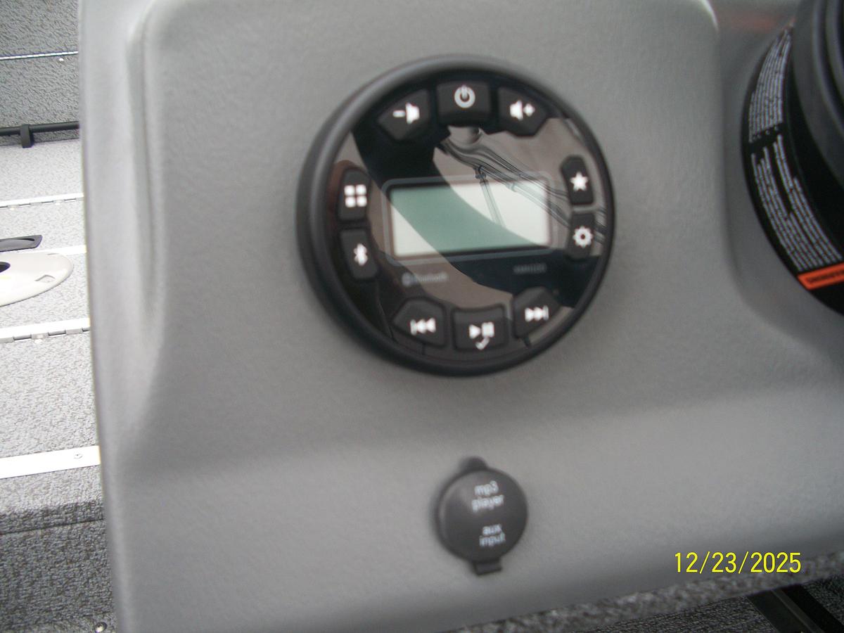 2026 Starcraft Fishmaster 210