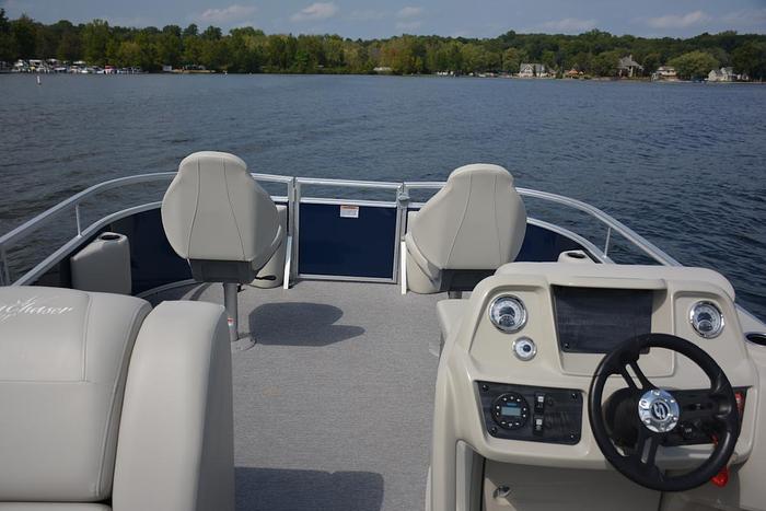 2026 SunChaser Vista 16 Fish