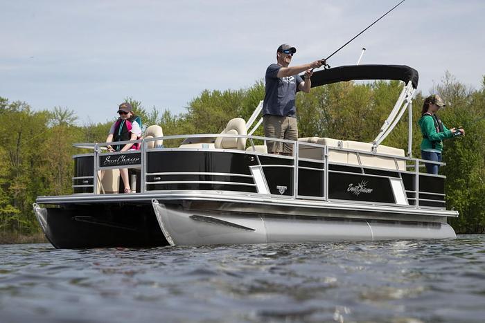 2026 SunChaser Geneva Fish 20 4