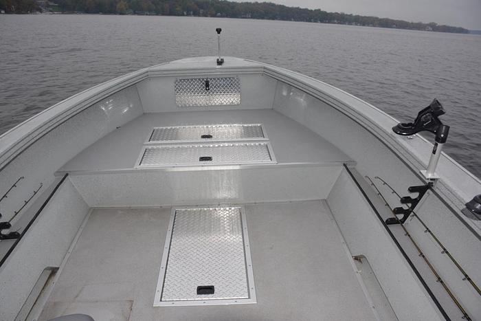 2026 Smoker Craft 1866 Sportsman