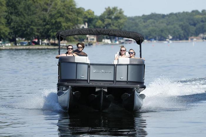 2026 SunChaser Geneva Cruise 22 LR DH