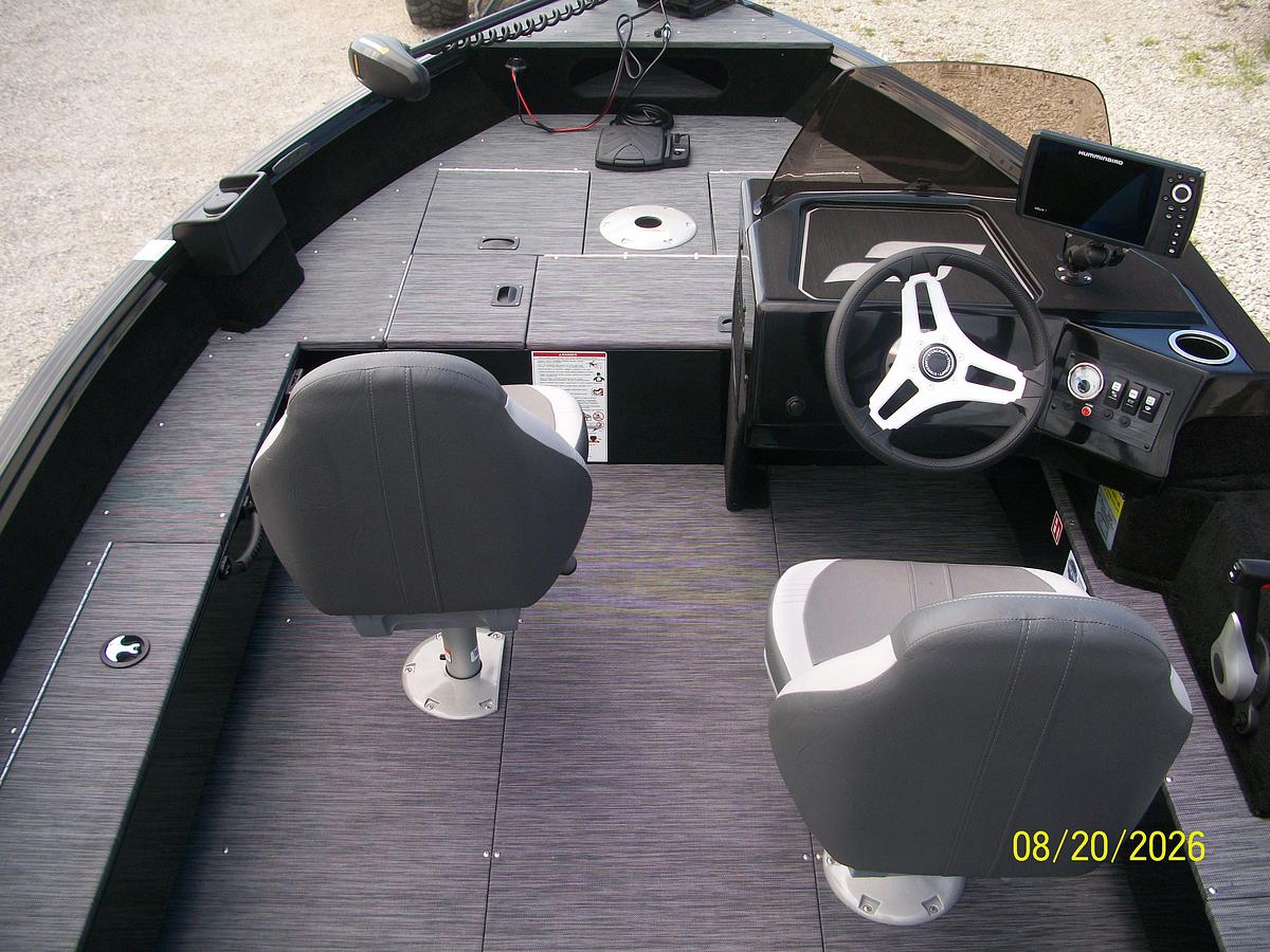 2027 Starcraft Renegade 165 SC