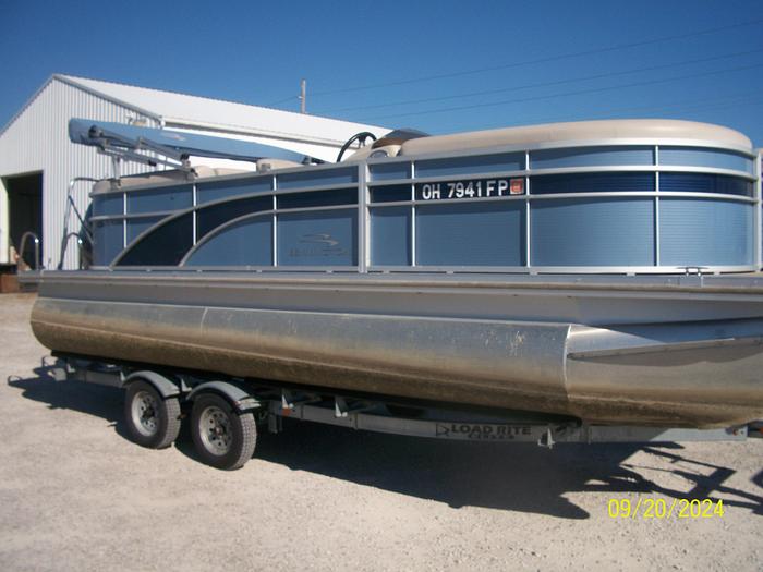 Used 2016 Bennington 22 SS