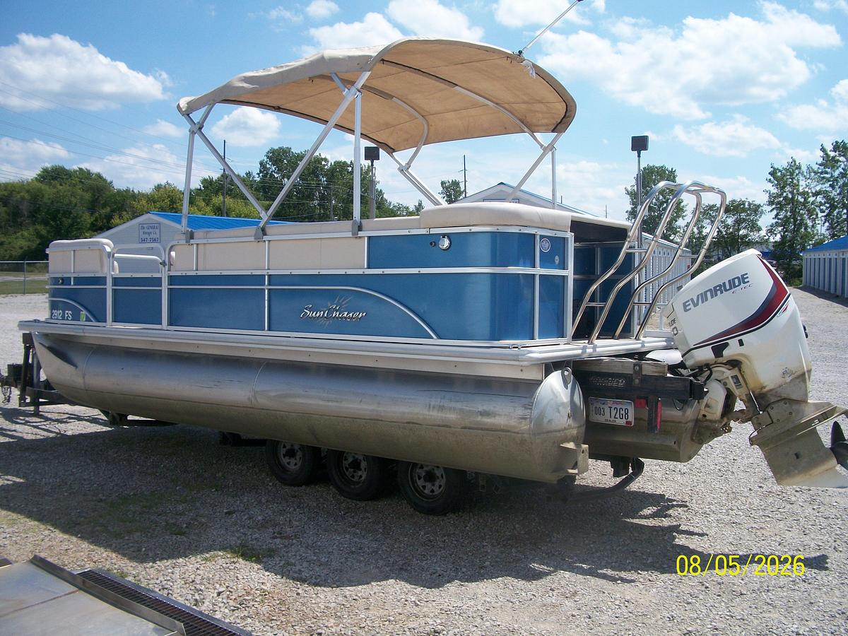Used 2017 SunChaser 8520 CRS