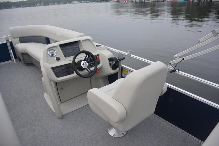 2026 SunChaser Vista 20 Fish
