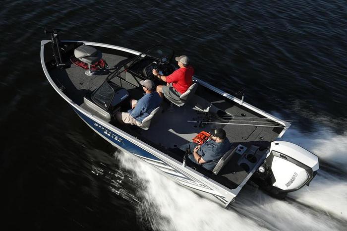 2026 Smoker Craft Adventurer 188 DC