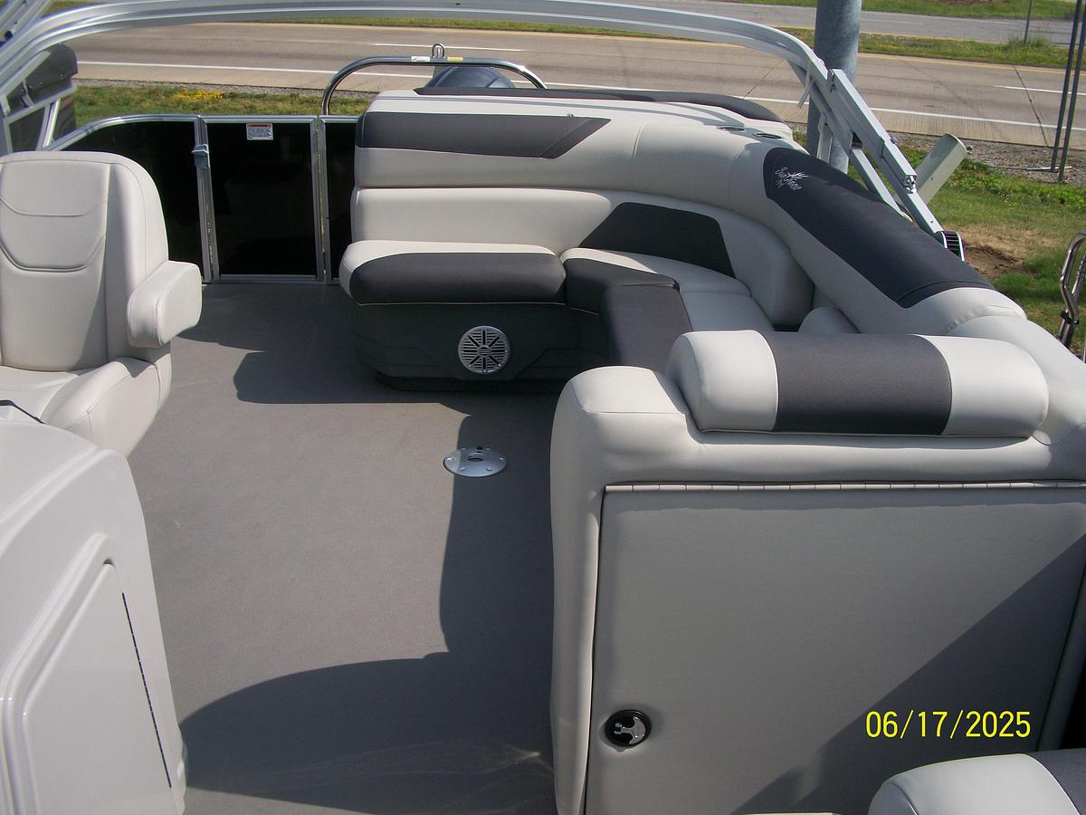 2023 SunChaser geneva 22 crs