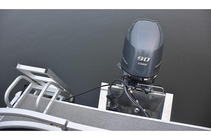 2026 SunChaser Vista 22 Fish