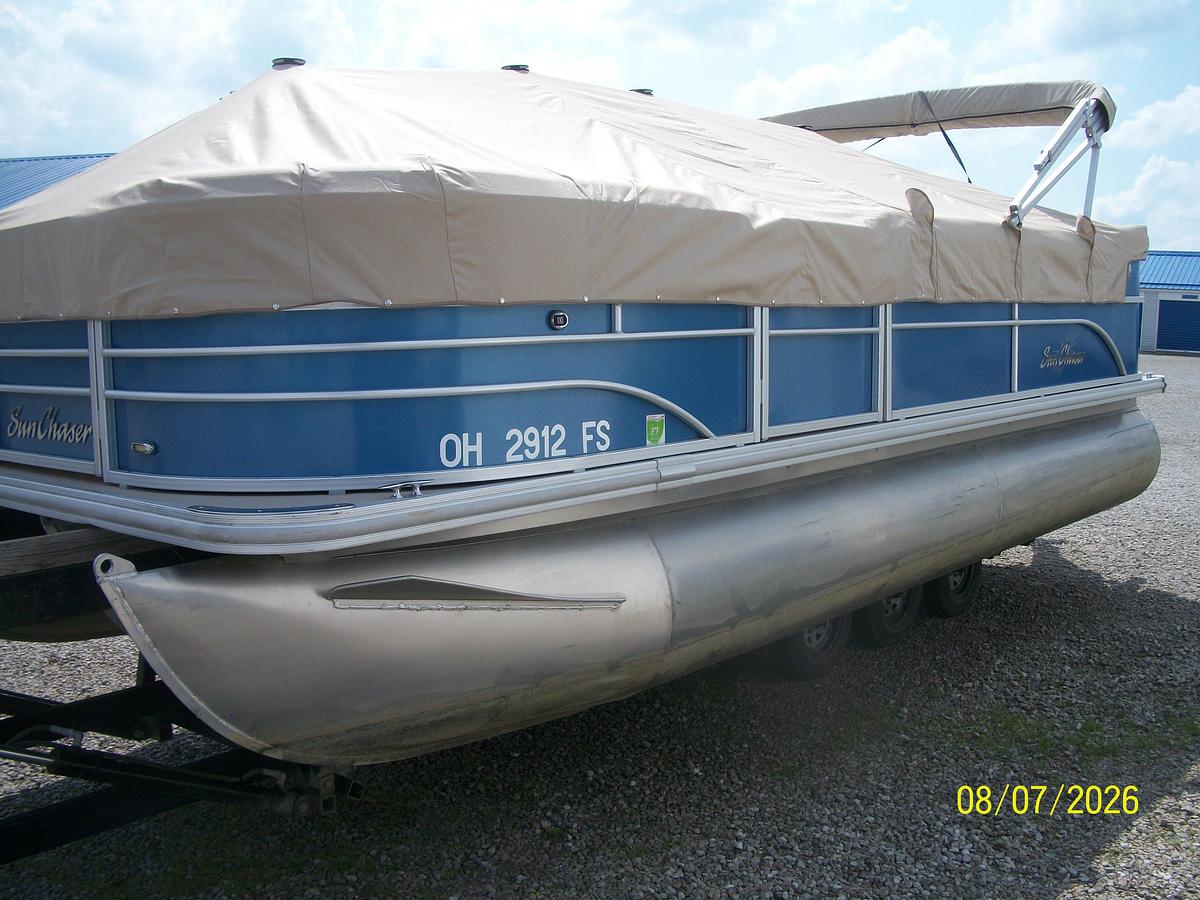 Used 2017 SunChaser 8520 CRS