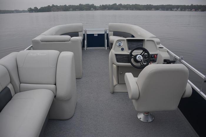 2026 SunChaser Vista 22 Fish