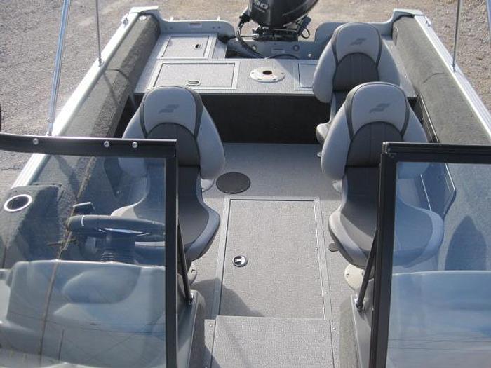 2024 Starcraft Renegade 168 DC