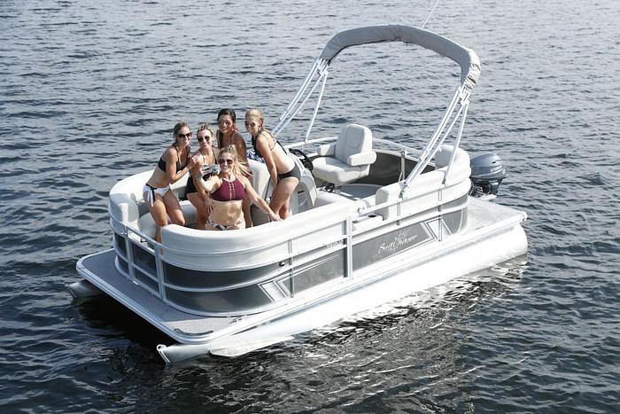 2026 SunChaser Vista 18 LR