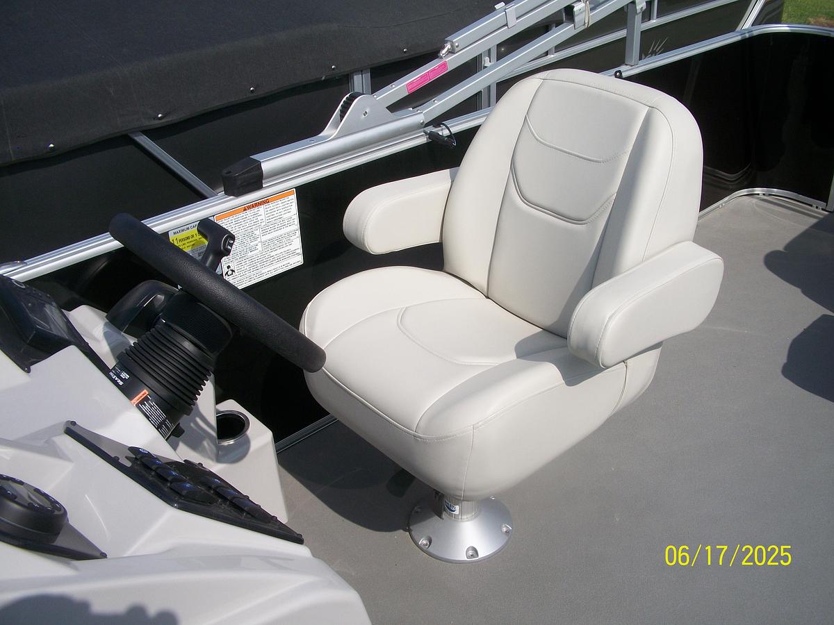 2023 SunChaser geneva 22 crs