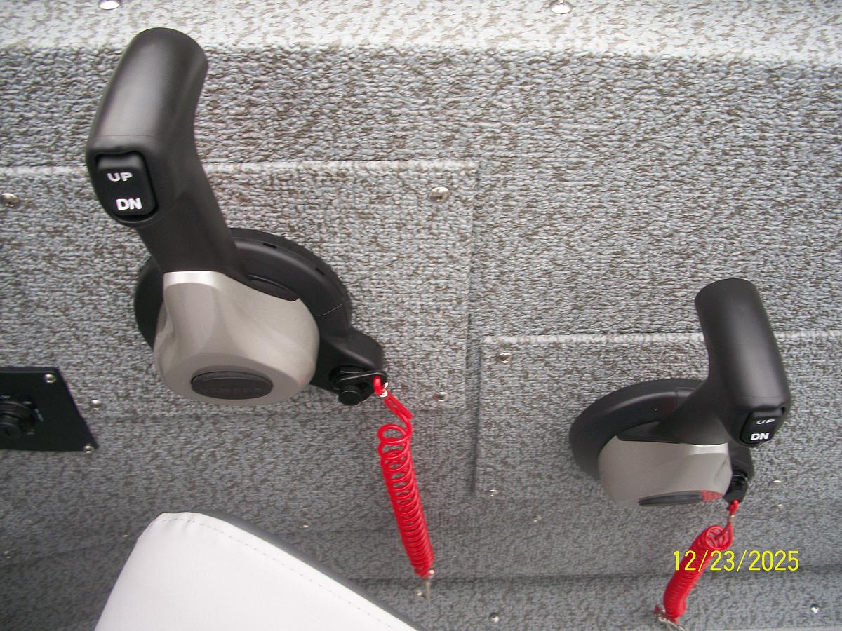 2026 Starcraft Fishmaster 210