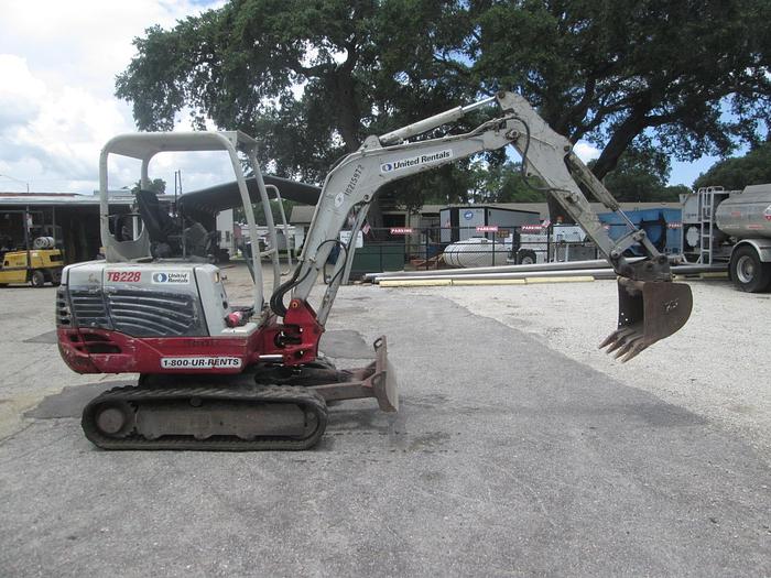 Used 2015 Takeuchi TB228 Mini Excavator