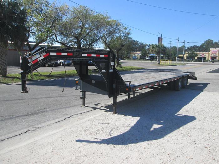 Used 2016 PJ 30' Gooseneck Trailer