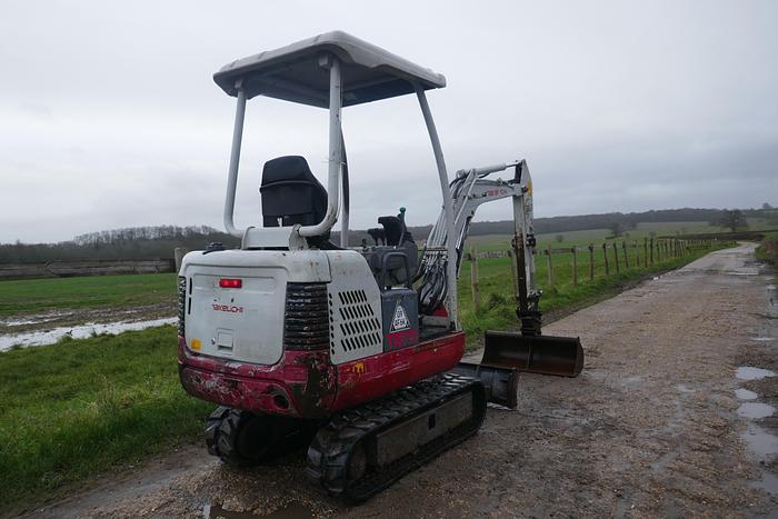 Used 2012 TAKEUCHI TB016