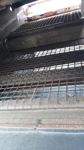 Used 2006 HB21230-3 Extec Screen 10 Cubic Yard