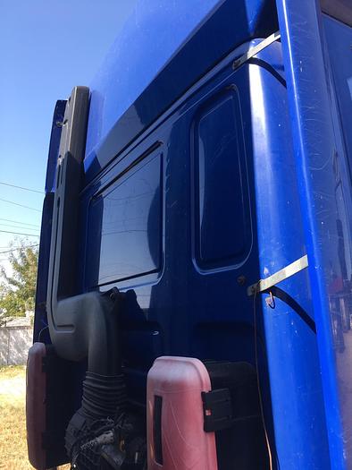 Used 2001 DAF 85 CF 430 MANUAL EURO 3