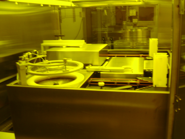 Used Brewer Science Coat/Bake Track System CEE 4000