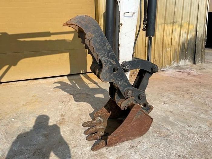 Used 2016 Bobcat E45 - HYDRAULIC THUMB