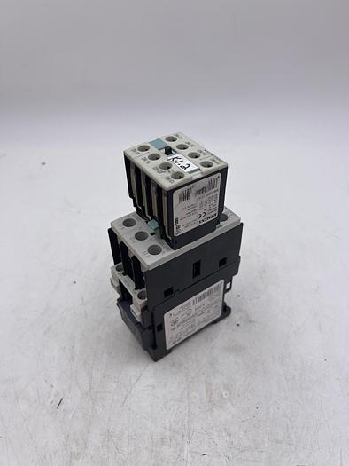 Used Siemens 3ZX1012-0RT02-1AA1, 3RH1921-1FA22