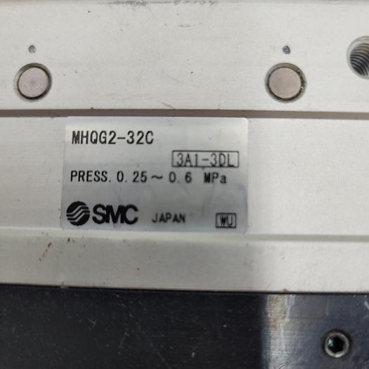 Used SMC MHQG2-32C3 - Pneumatic Gripper
