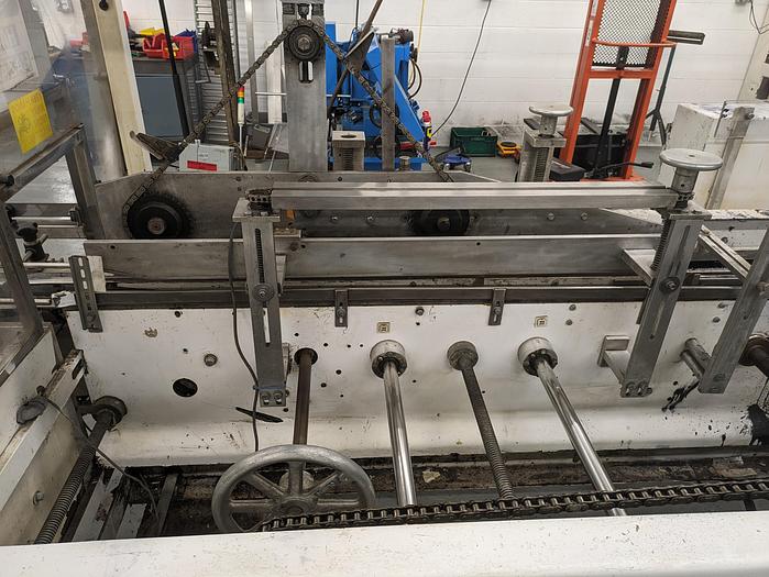 Used Adco 16C100EC tri seal carton closure