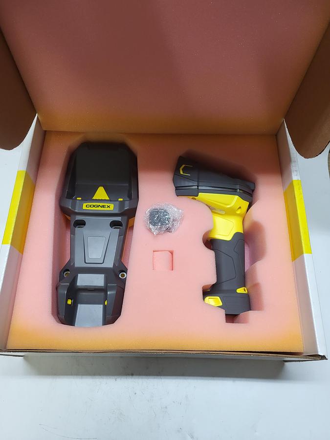 Used COGNEX DMR-8700DQ-B-E Scanner *NEW*
