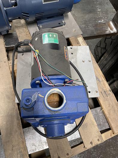 Used AMT 1.5 HP Stainless Steel Shaft Self Priming Centrifugal Pump 2822-95