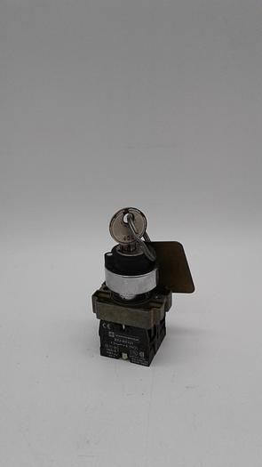 Used Telemecanique ZB2-BE101 Lock & Key