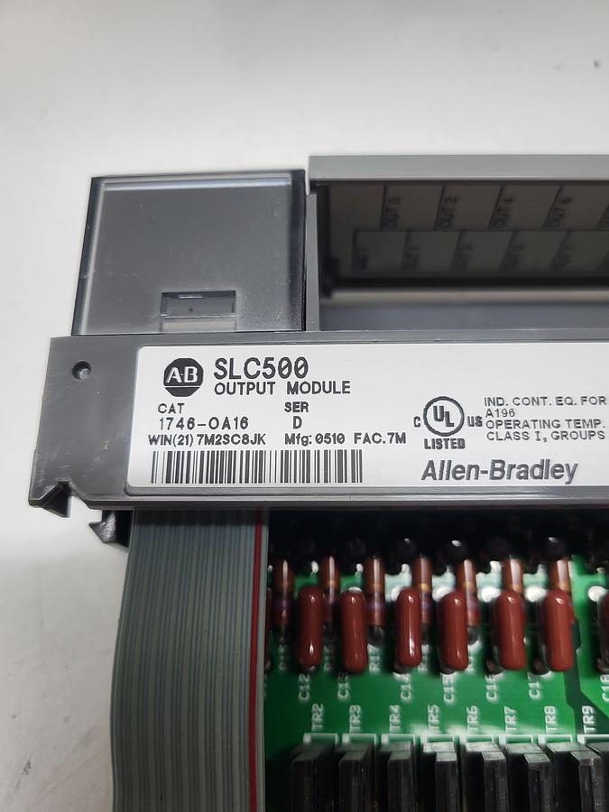 Used Allen-Bradley SLC500 Output Module 1746-OA16 Ser.D
