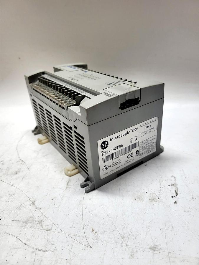 Allen-Bradley 1762-L40BWA overall