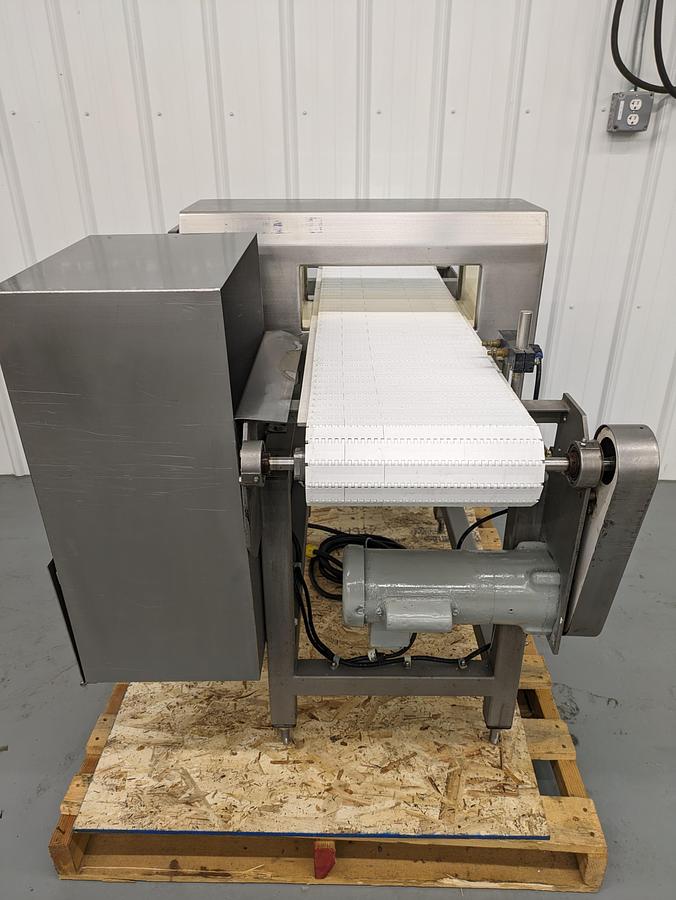 Used Lock Met 30+ metal detector