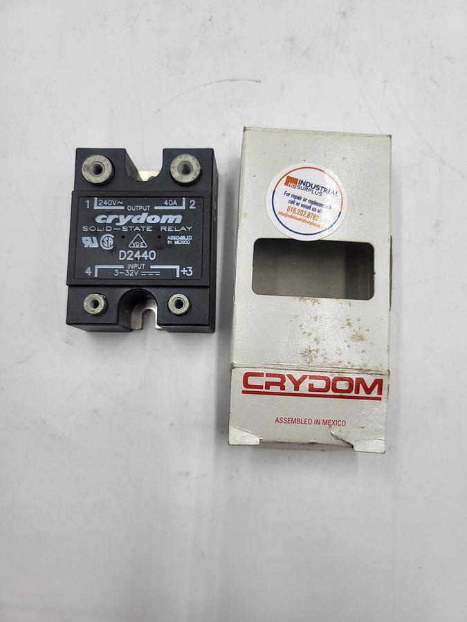 Crydom solid state relay SPST 40 amp 240v D2440 *new in box*