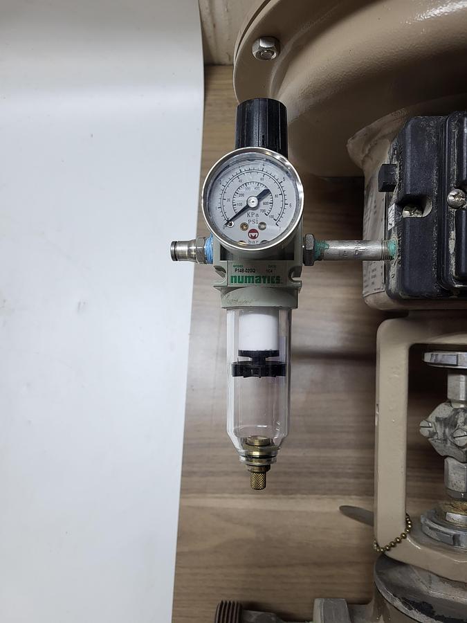 Used Samson 3760 Positioner With Numatic Valves