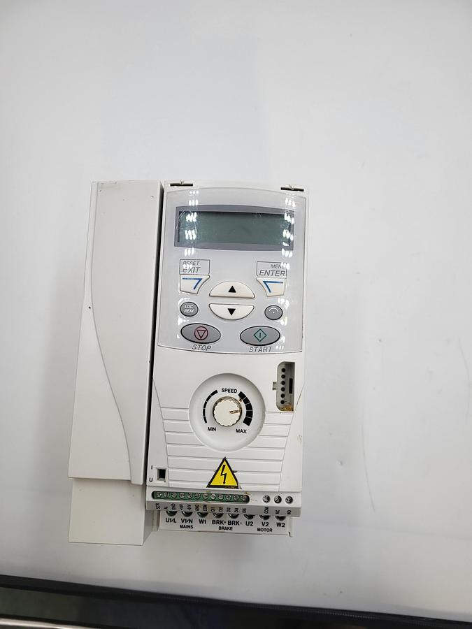 Used ABB ACS150-03u-09A8-2 Drive