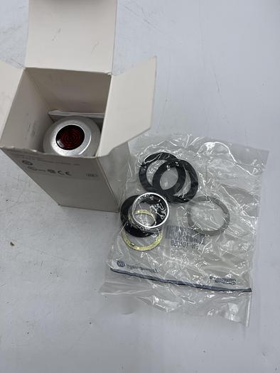 Used Allen-Bradley 800T-FXQ24RA1 Ser T