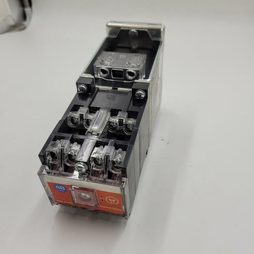 Used ALLEN BRADLEY SAFETY CONTROL RELAY 700S-DCP620DZ24