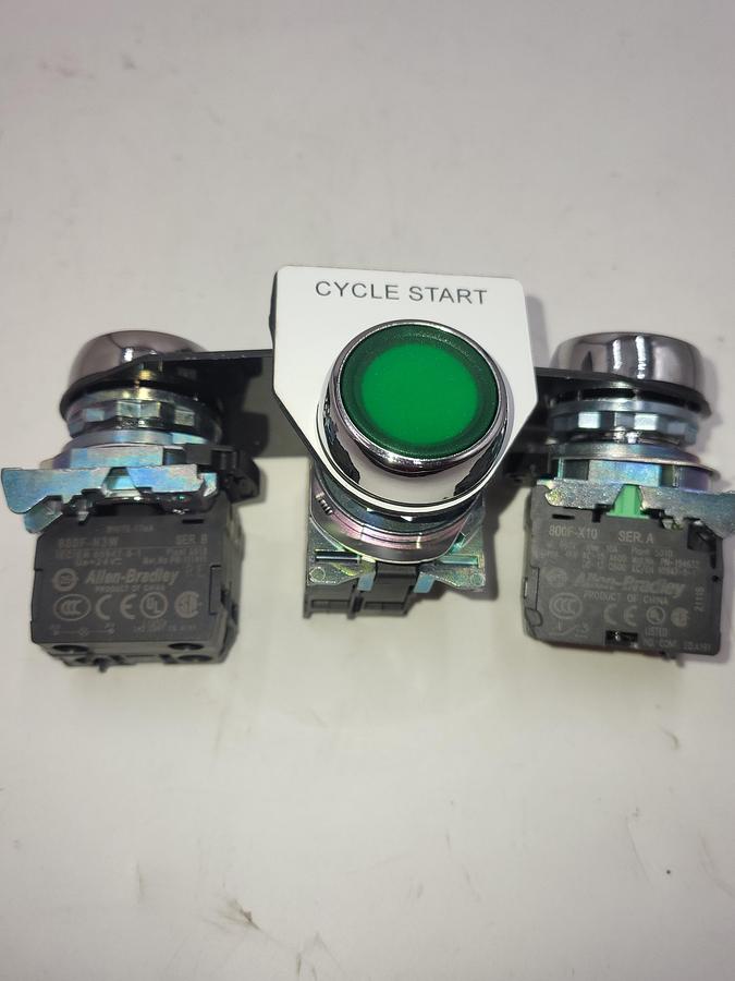 Used Allen Bradley Green Push Button 800FM-LE3 contact blocks 800F-X10 & 800F-N3W