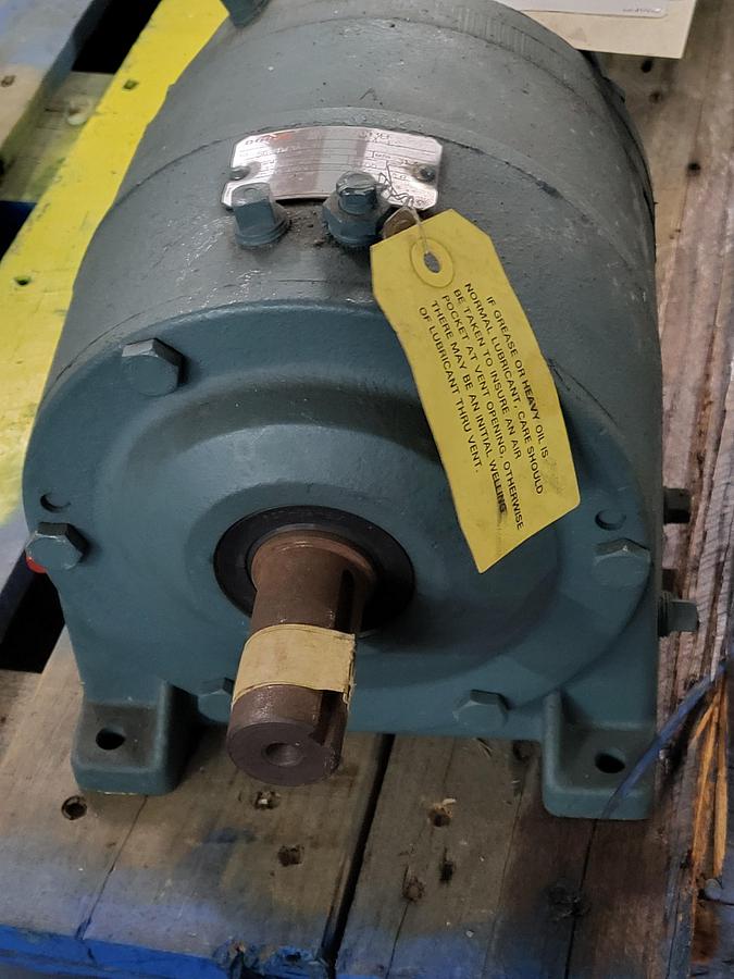 DODGE IN LINE GEAR BOX M678024003EF 6079463-64-FS SIZE: 56-TM3A-31.4