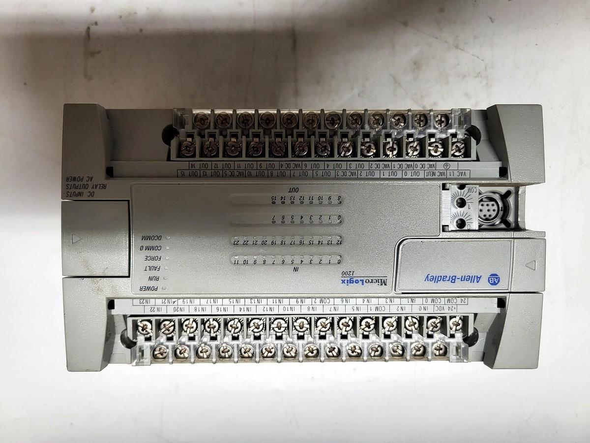 Allen-Bradley 1762-L40BWA overall