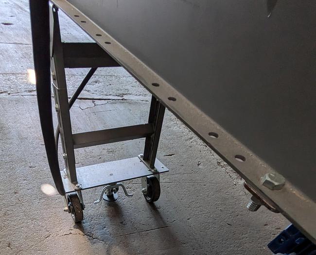 Used roller conveyor, variable speed drive.