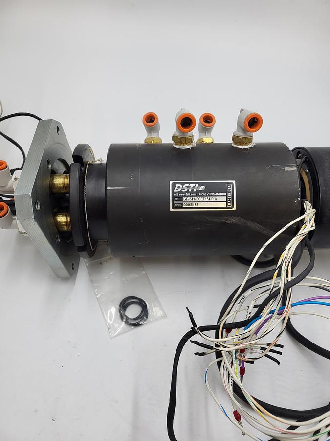 Used DSTI GP-341 4-Passage Rotary Joint - GP-341-ESET184 & MOOG 459822X384 & mounting plate