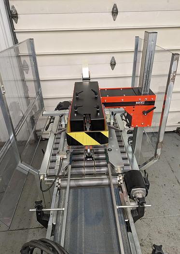 Used soco T400 auto flap closer case sealer with infeed conveyor