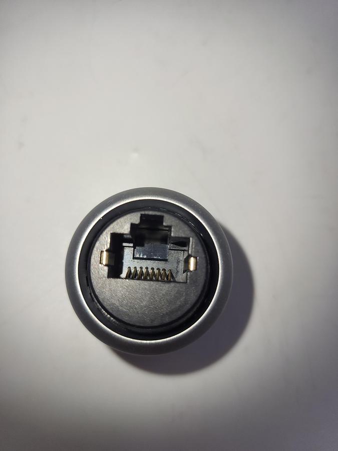 Used LUTZE 492076 Industrial Network Connectivity Panel Pass Through, RJ45 F/F 8/8 Cat6A